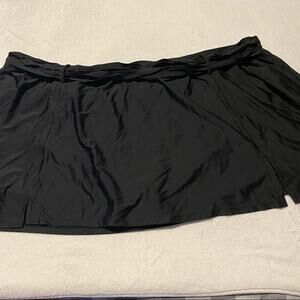 Time & Tru Plus Size Black Swim Skirt Women's Plus Size 3X / 24W - 26W Modest